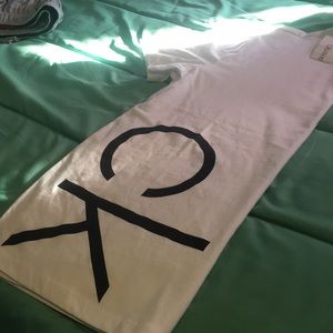 Short sleeve tee shirt